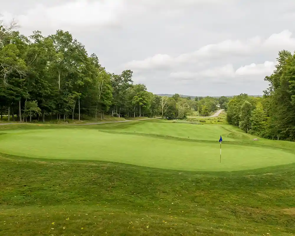 Fox Hopyard Course Tour Hole 2