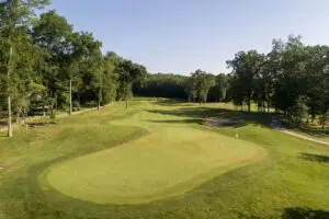 Fox Hopyard Hole 13